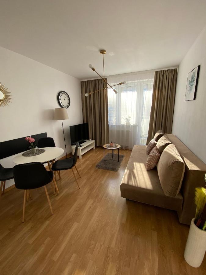 Apartament Trzech Stolic 乔左维尔考普尔斯基 外观 照片