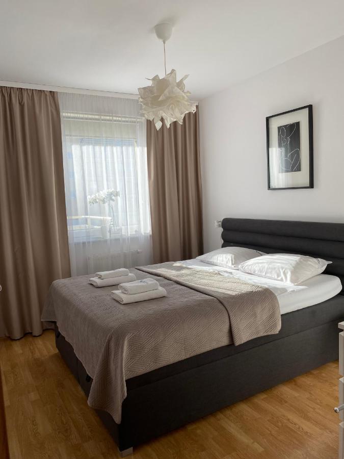 Apartament Trzech Stolic 乔左维尔考普尔斯基 外观 照片
